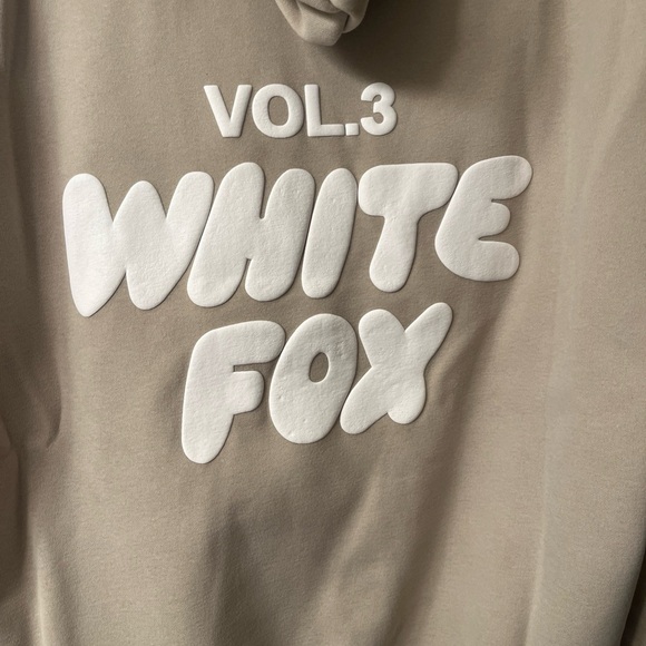 White Fox Vol.3 Women’s Hoodie Pullover Color Moon Sweatshirt Size M/L - Picture 5 of 14